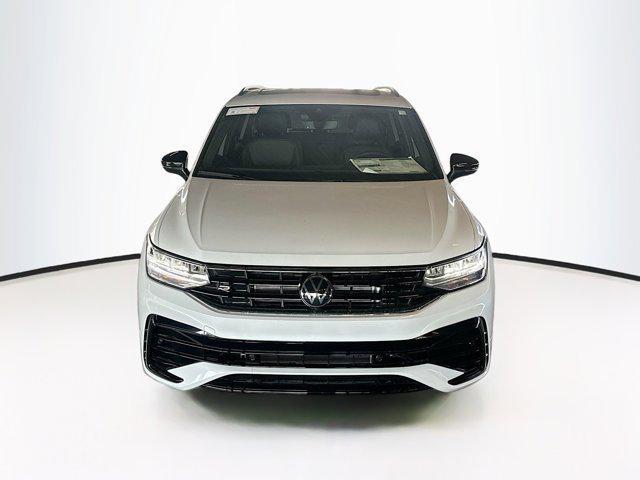 new 2024 Volkswagen Tiguan car, priced at $35,261