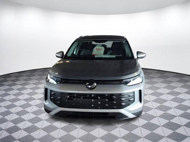 new 2025 Volkswagen Tiguan car, priced at $30,811