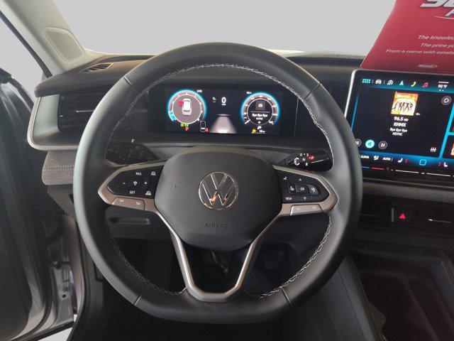 new 2025 Volkswagen Tiguan car, priced at $30,811