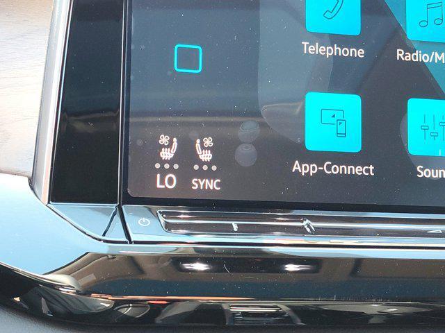 new 2025 Volkswagen Atlas car, priced at $44,711