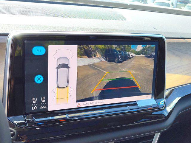 new 2025 Volkswagen Atlas car, priced at $44,711