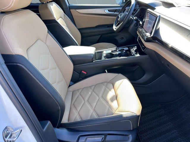 new 2026 Volkswagen Atlas Cross Sport car, priced at $45,211