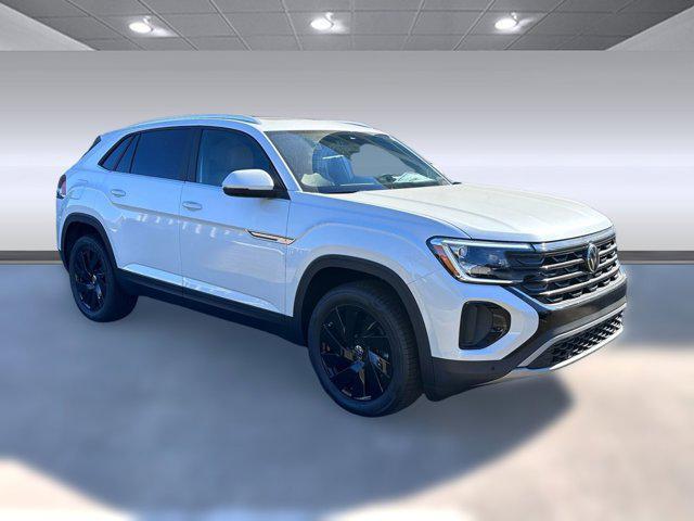 new 2026 Volkswagen Atlas Cross Sport car, priced at $45,211