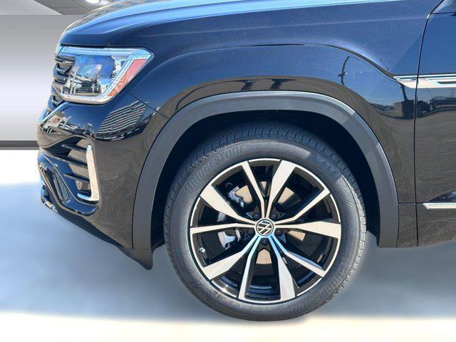 new 2026 Volkswagen Atlas Cross Sport car, priced at $54,051