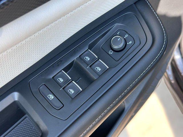 new 2026 Volkswagen Atlas Cross Sport car, priced at $54,051