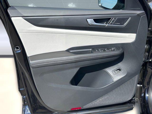 new 2026 Volkswagen Atlas Cross Sport car, priced at $54,051