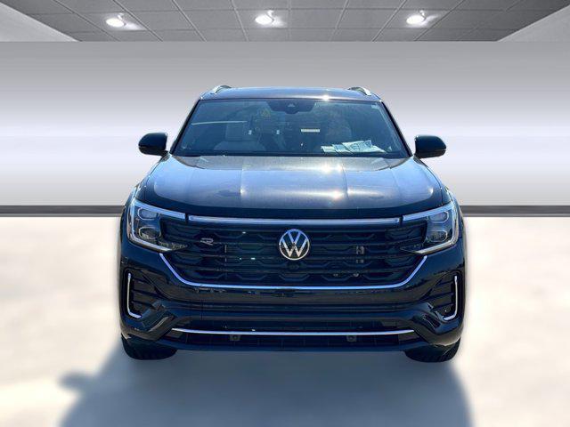 new 2026 Volkswagen Atlas Cross Sport car, priced at $54,051