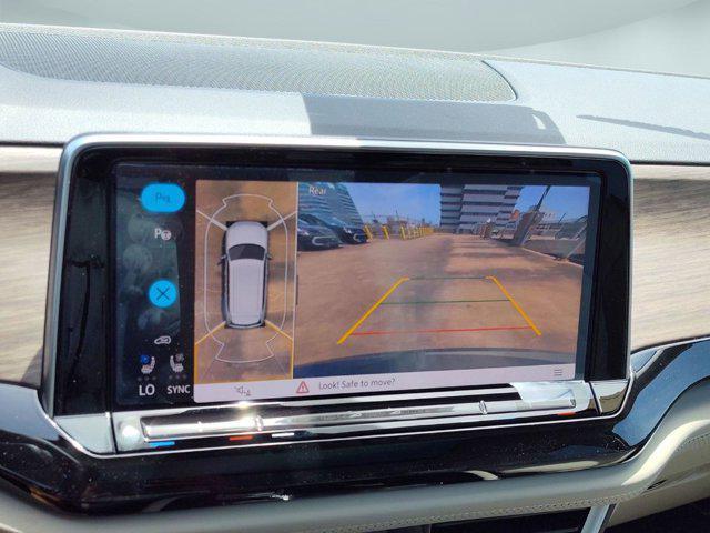 new 2025 Volkswagen Atlas car, priced at $53,591