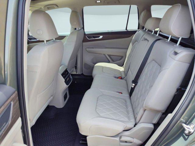new 2025 Volkswagen Atlas car, priced at $53,591