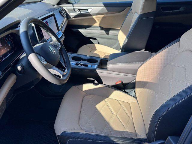 new 2026 Volkswagen Atlas Cross Sport car, priced at $38,881