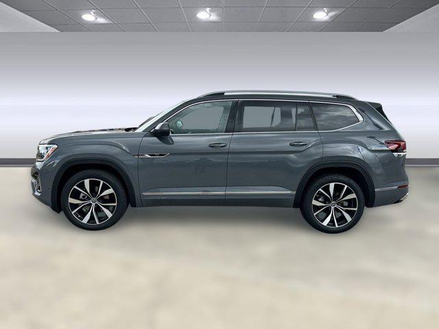 new 2025 Volkswagen Atlas car, priced at $50,352