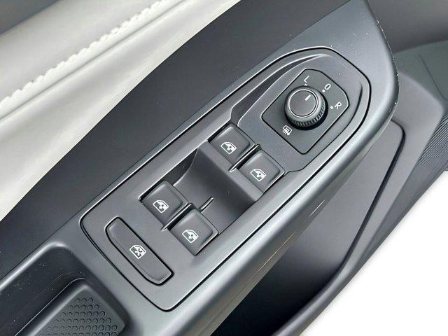 new 2025 Volkswagen Taos car, priced at $25,001
