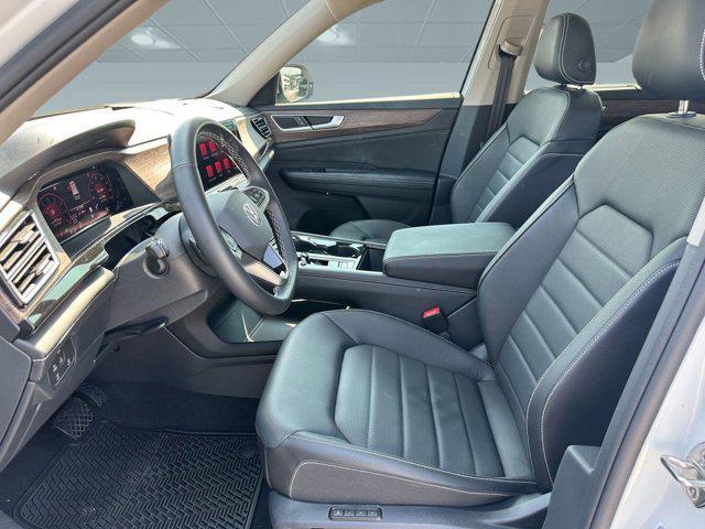 used 2025 Volkswagen Atlas car, priced at $41,999