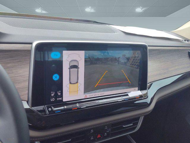 new 2025 Volkswagen Atlas car, priced at $46,253