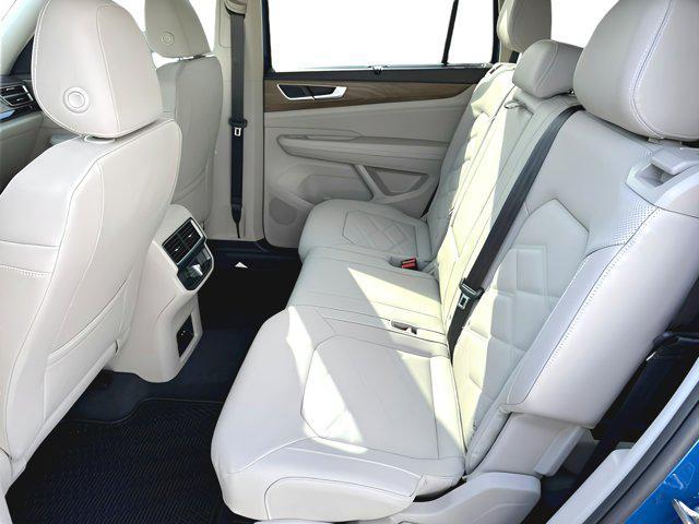 new 2025 Volkswagen Atlas car, priced at $44,712