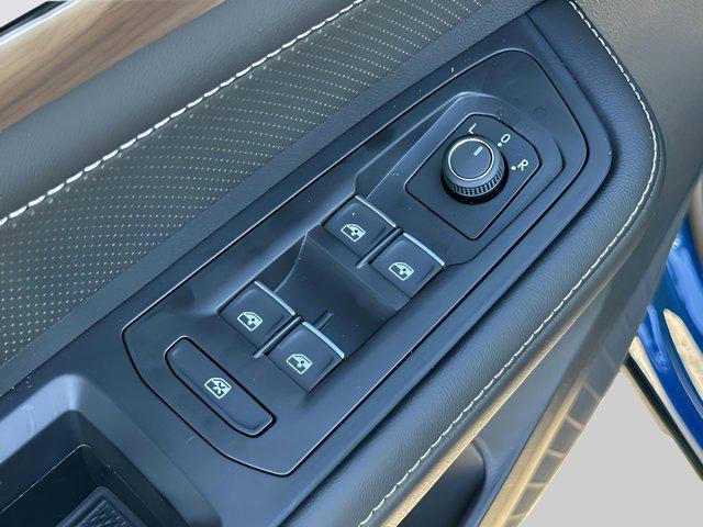 new 2025 Volkswagen Atlas car, priced at $44,102