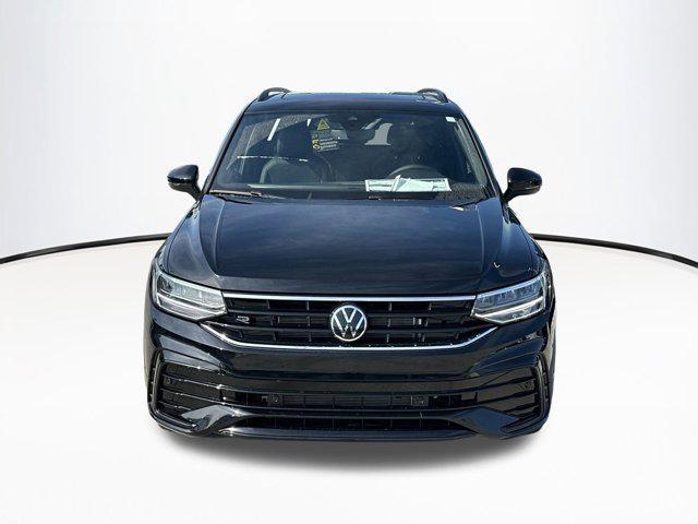 new 2024 Volkswagen Tiguan car, priced at $33,551