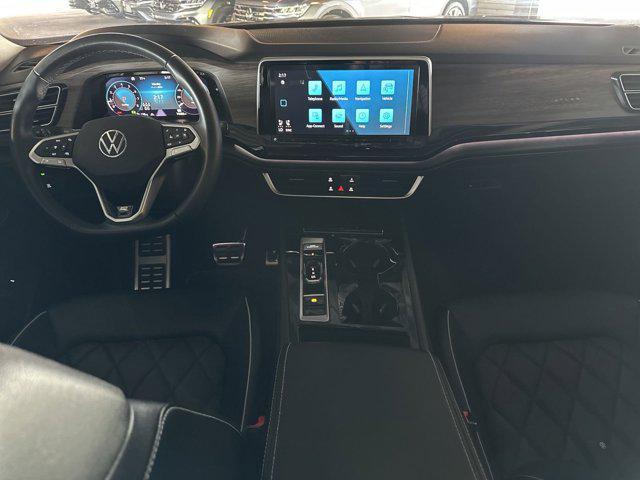 used 2024 Volkswagen Atlas car, priced at $43,498