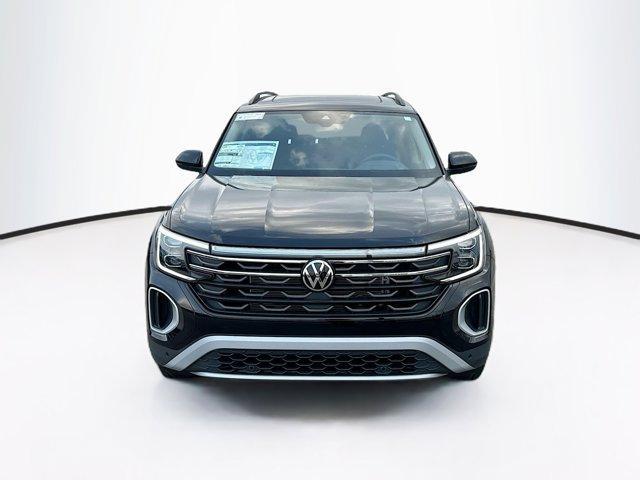 new 2024 Volkswagen Atlas car, priced at $49,584