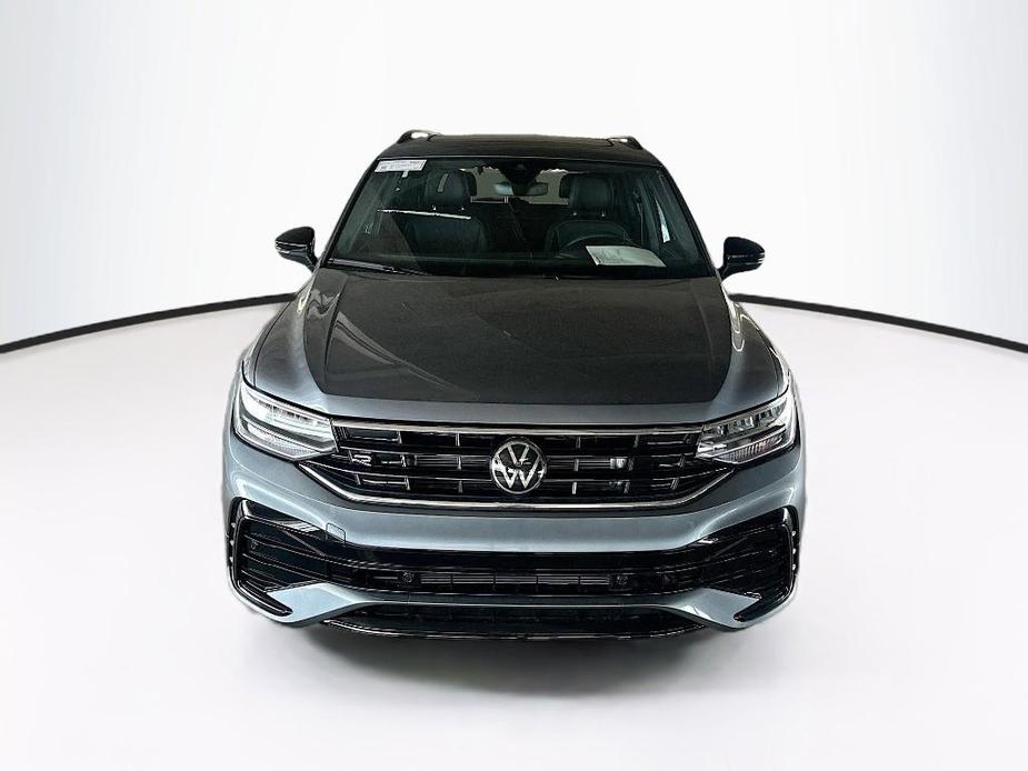 new 2024 Volkswagen Tiguan car, priced at $35,679