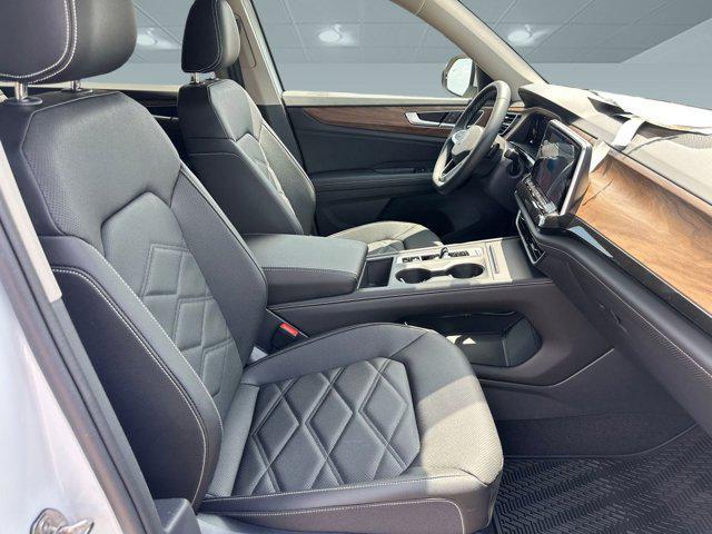 new 2026 Volkswagen Atlas car, priced at $40,801