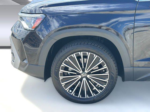 new 2025 Volkswagen Taos car, priced at $25,491