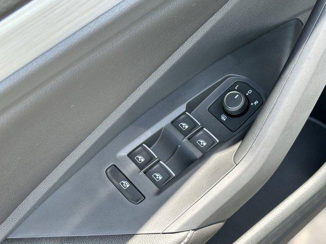 new 2025 Volkswagen Jetta car, priced at $25,031