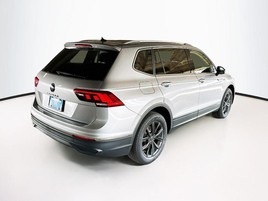 new 2024 Volkswagen Tiguan car, priced at $32,052