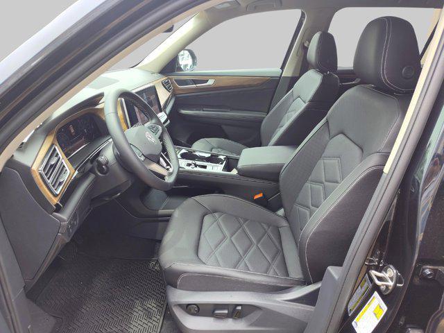 new 2025 Volkswagen Atlas car, priced at $45,651