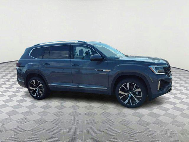 new 2025 Volkswagen Atlas car, priced at $55,081