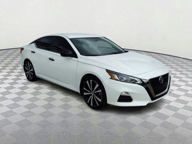 used 2021 Nissan Altima car, priced at $18,999
