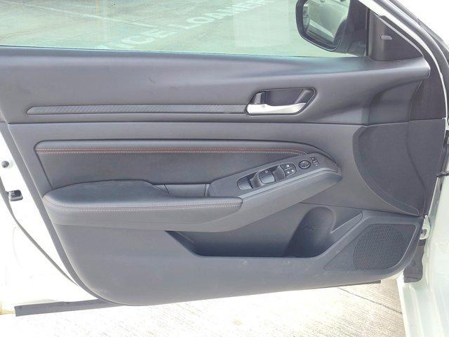 used 2021 Nissan Altima car, priced at $18,999