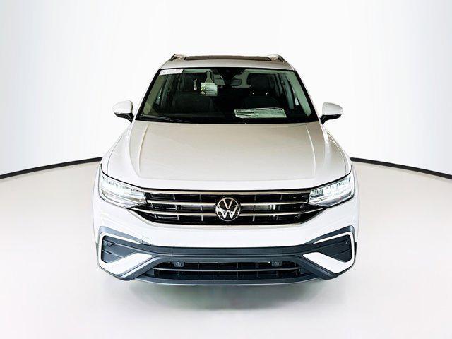 new 2024 Volkswagen Tiguan car, priced at $33,201