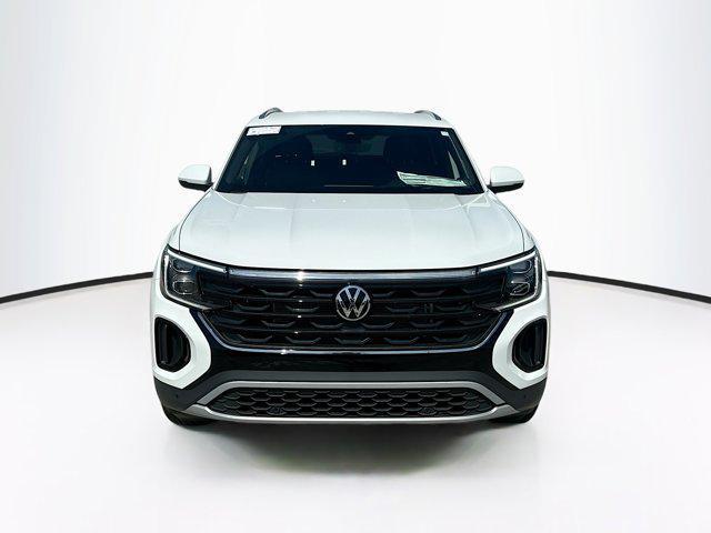 new 2024 Volkswagen Atlas Cross Sport car, priced at $40,901