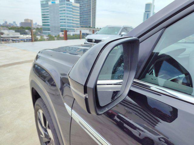 new 2025 Volkswagen Atlas Cross Sport car, priced at $42,391