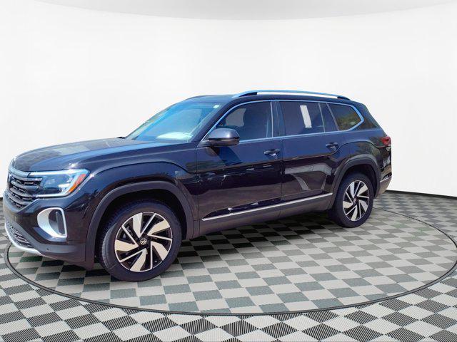 new 2025 Volkswagen Atlas car, priced at $49,672