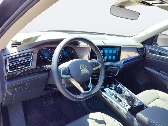 new 2025 Volkswagen Atlas car, priced at $49,672