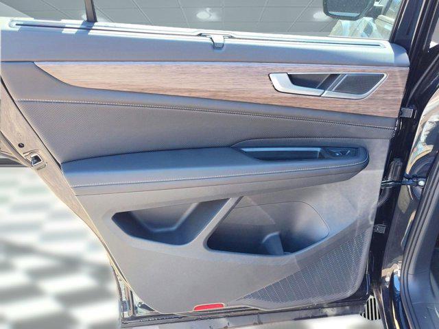 new 2025 Volkswagen Atlas car, priced at $49,672