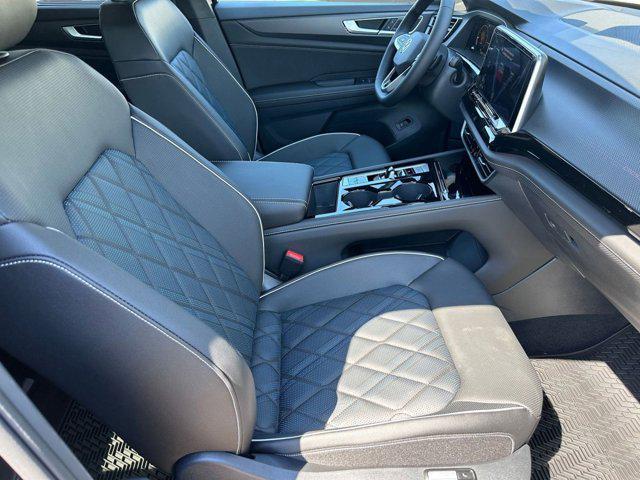 new 2026 Volkswagen Atlas Cross Sport car, priced at $53,551