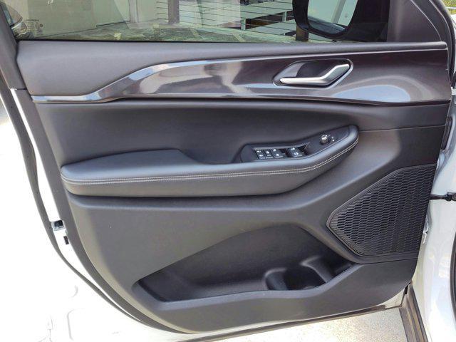 used 2023 Jeep Grand Cherokee car, priced at $32,808