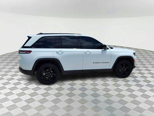 used 2023 Jeep Grand Cherokee car, priced at $32,808