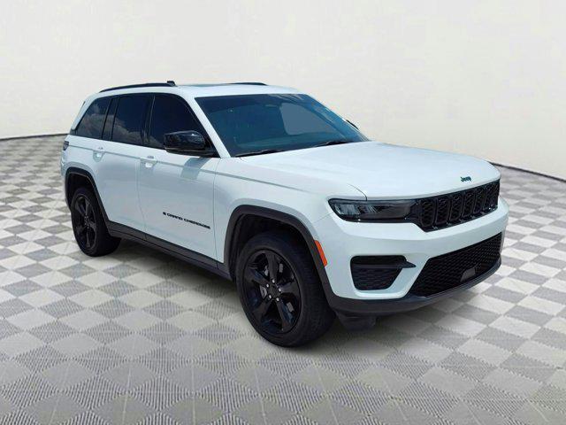 used 2023 Jeep Grand Cherokee car, priced at $33,499