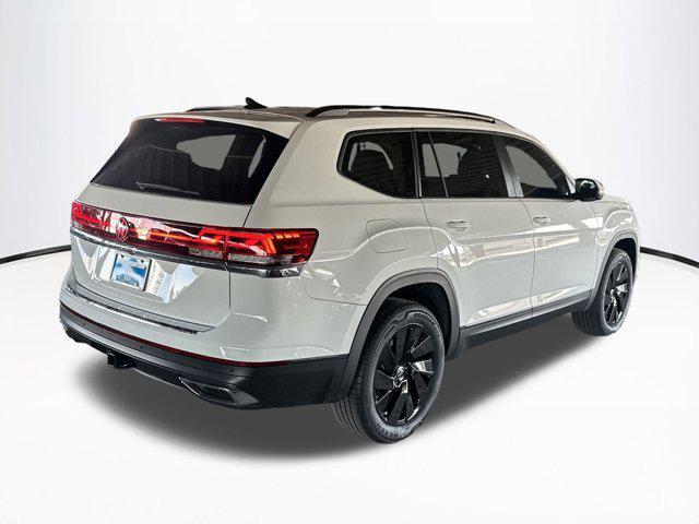 new 2025 Volkswagen Atlas car, priced at $45,051