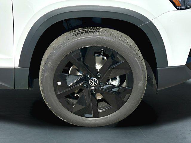 new 2025 Volkswagen Taos car, priced at $31,141