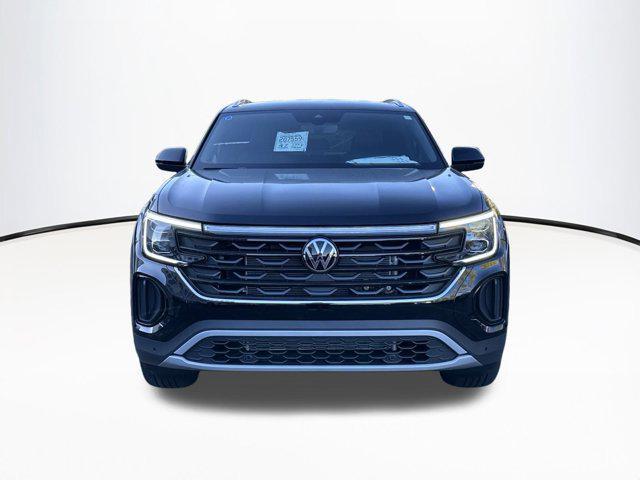 new 2025 Volkswagen Atlas Cross Sport car, priced at $42,008