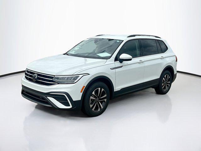 new 2024 Volkswagen Tiguan car, priced at $29,121