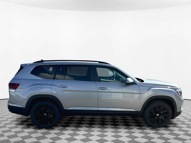 new 2025 Volkswagen Atlas car, priced at $44,192