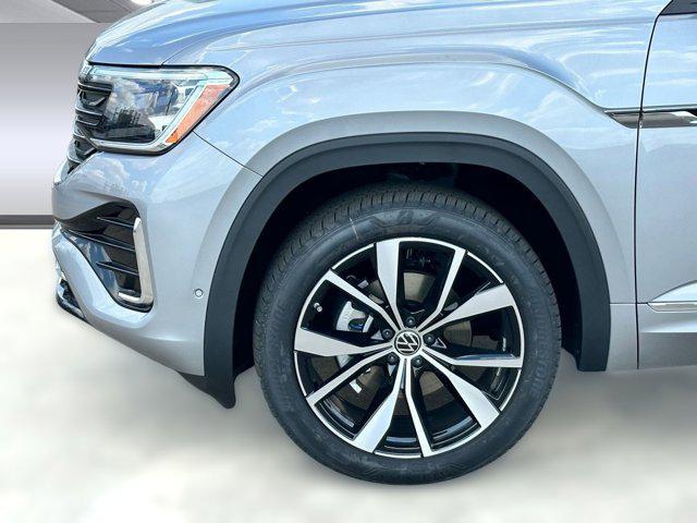 new 2026 Volkswagen Atlas car, priced at $54,681
