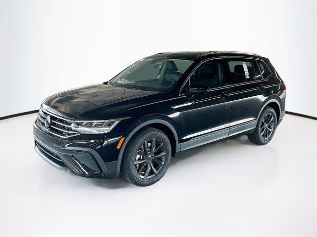 new 2024 Volkswagen Tiguan car, priced at $33,201