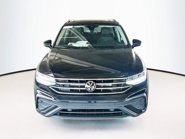 new 2024 Volkswagen Tiguan car, priced at $33,201